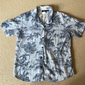 VINTAGE Tapestry Hawaiian Print Button-Up Shirt Size Medium